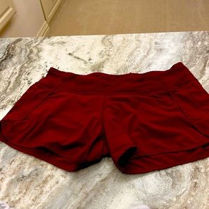 Lulu lemon shorts Used in good condition size 8